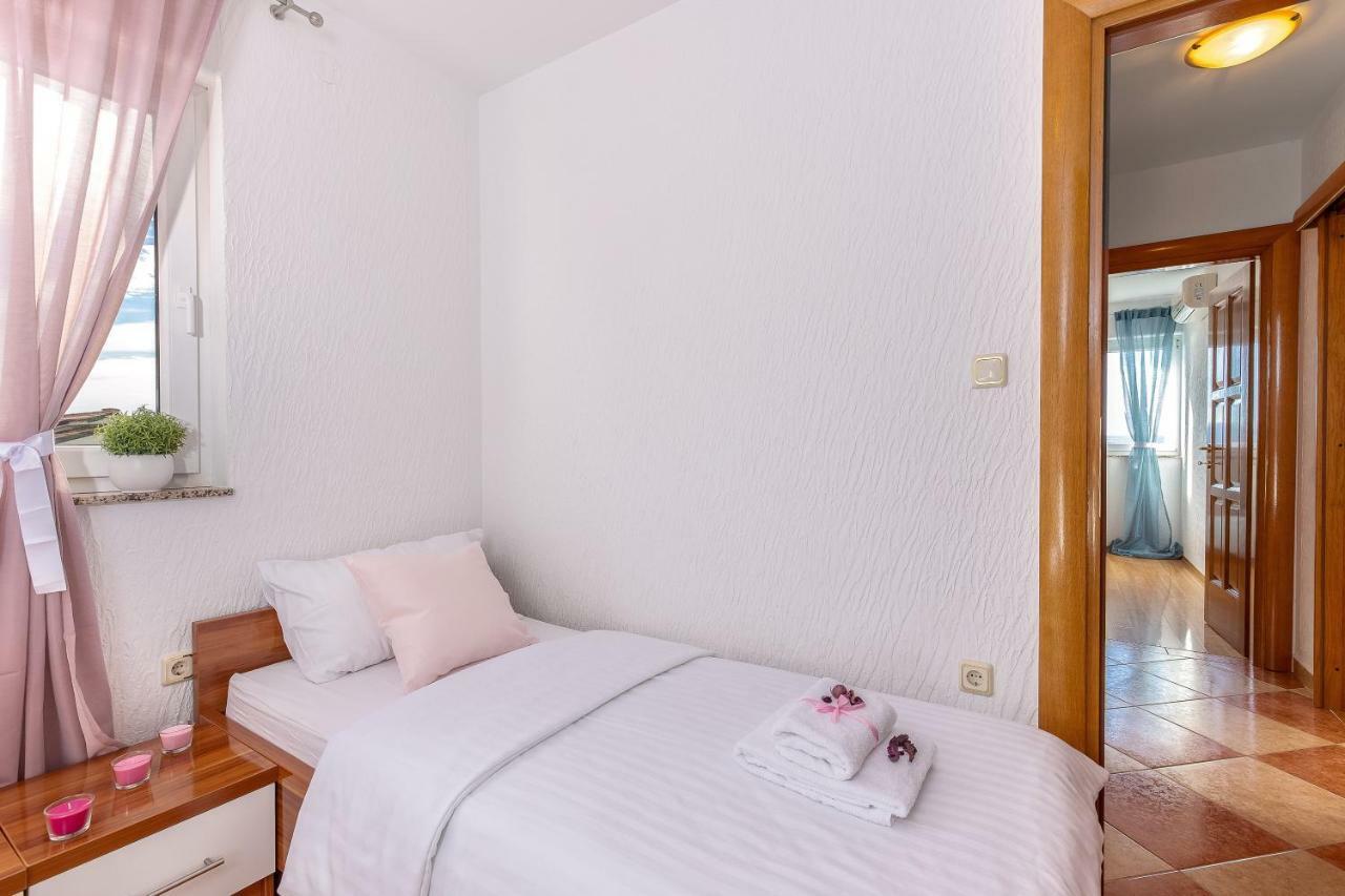 Apartments Lulic Цриквениця Екстер'єр фото